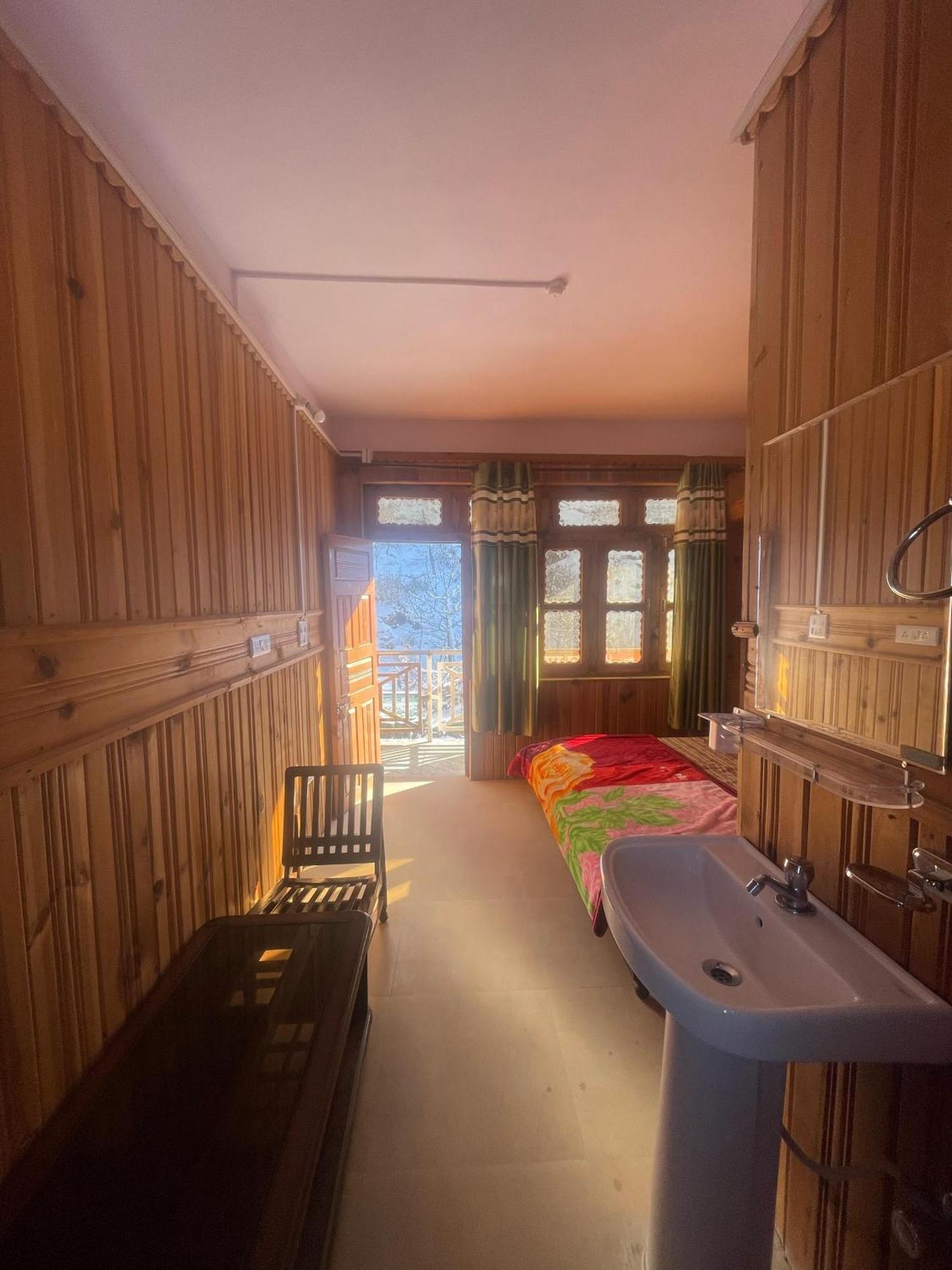 Hotel Sss The Chanshal Retreat Khashdhār Exterior foto